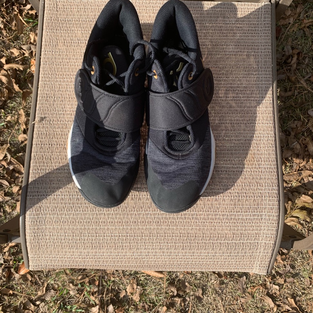 Nike Kevin Durant Trey Five Basketball Sneakers